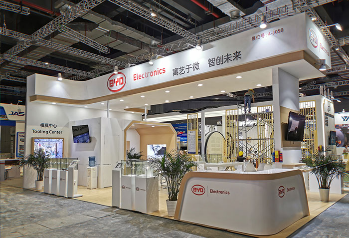 上海特裝機(jī)械展臺(tái)搭建上大機(jī)器該如何搬運(yùn)？有幾點(diǎn)不可忽視